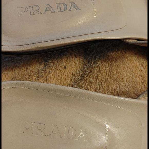 Authentic PRADA SANDALS - Picture 2 of 8